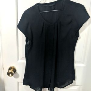 Black shirt